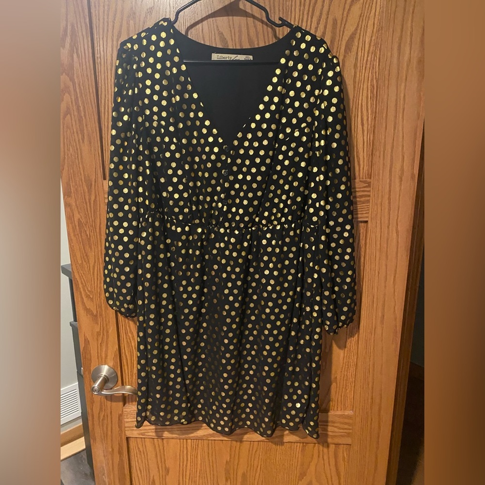Liberty Love Black and Gold Dress Size 2XL